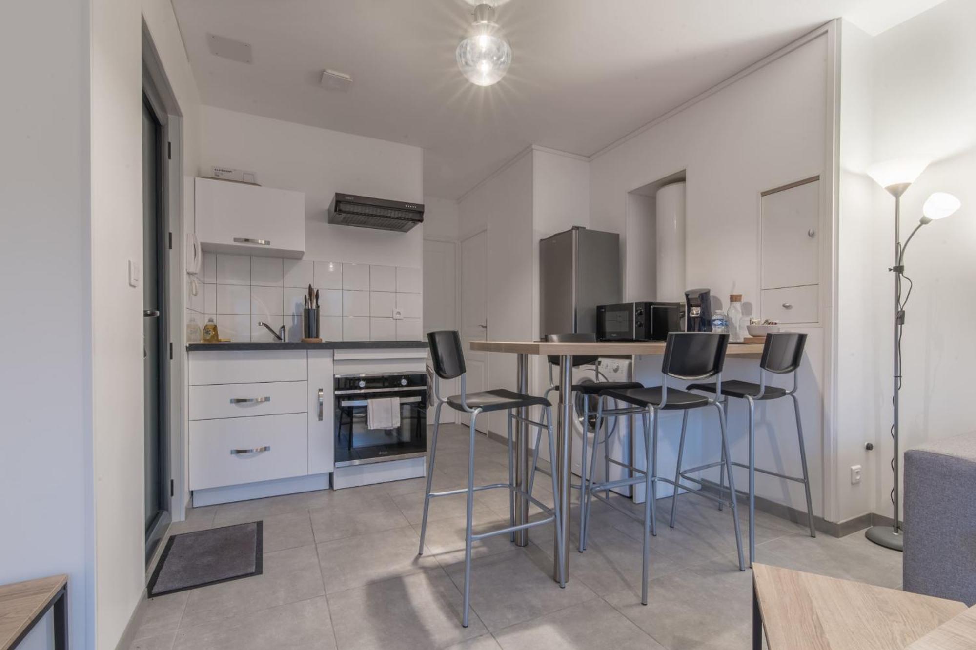 Appartement rénové, proche gare de Saint Nazaire Exterior foto